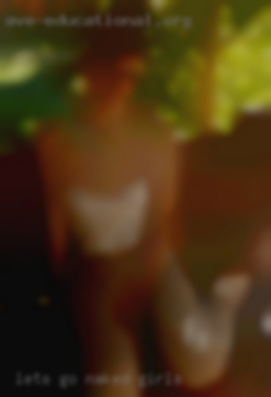Let's go naked girls to some warm places!!!